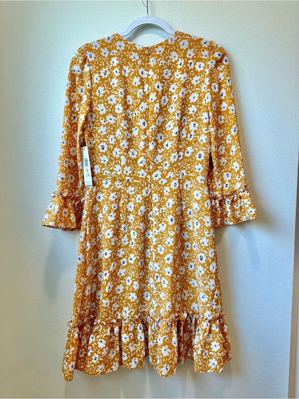 Eliza J Floral Ruffle Hem Dress NWT - Picture 2 of 11